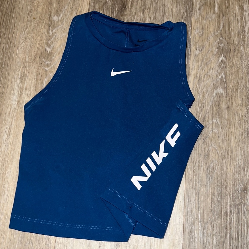 Nike tank top